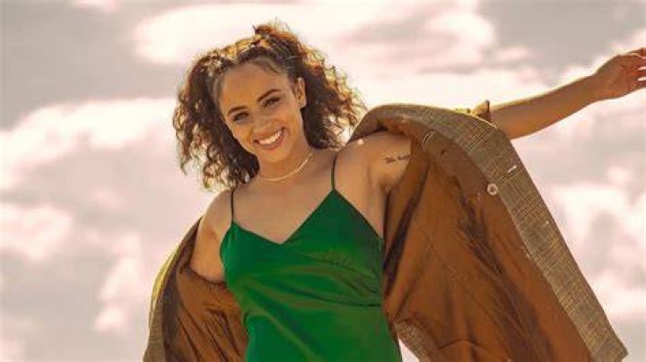 About Kiana Madeira Age, Height, Ethnicity, Husband, Net Worth