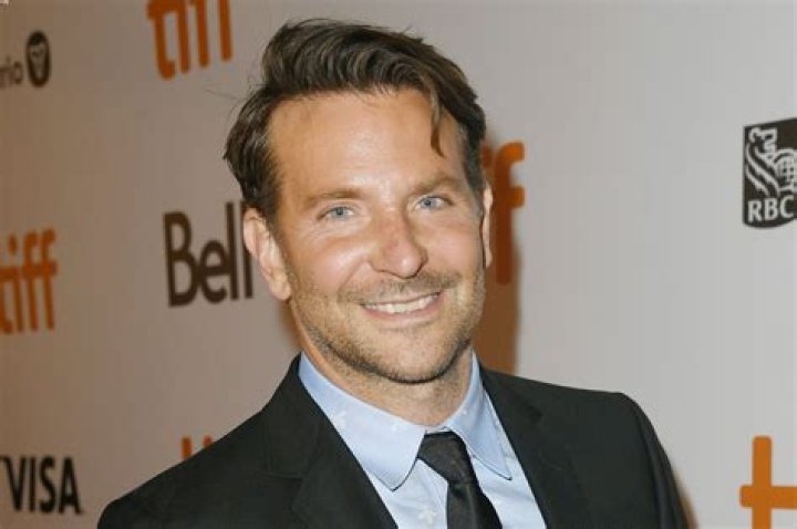 All About Bradley Cooper's Whirlwind Marriage to Jennifer Esposito