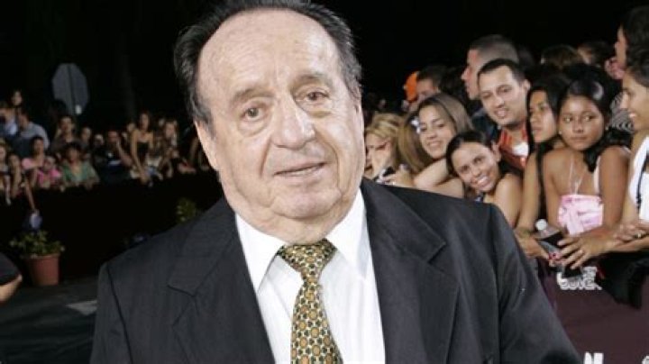 Chespirito Dead Iconic Mexican Comedian Dies at 85