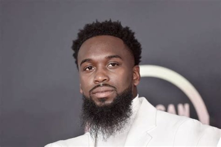 Dante Bowe