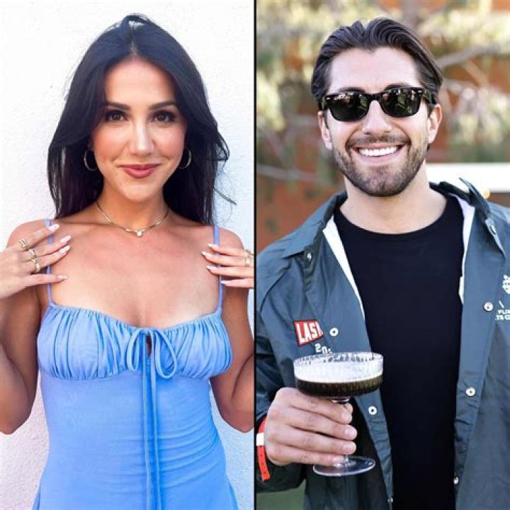 Kat Stickler's net worth and earnings from TikTok and Instagram Tuko