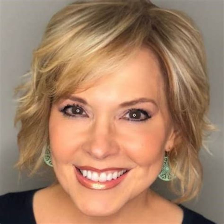 Paula Sands Bio, Wiki, Age, Family, Husband, KWQC, Net Worth The