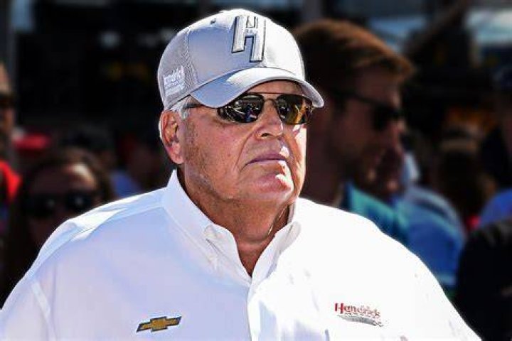 Rick Hendrick &lsquo;feels good&rsquo; about playoffs, calls Johnson a class act